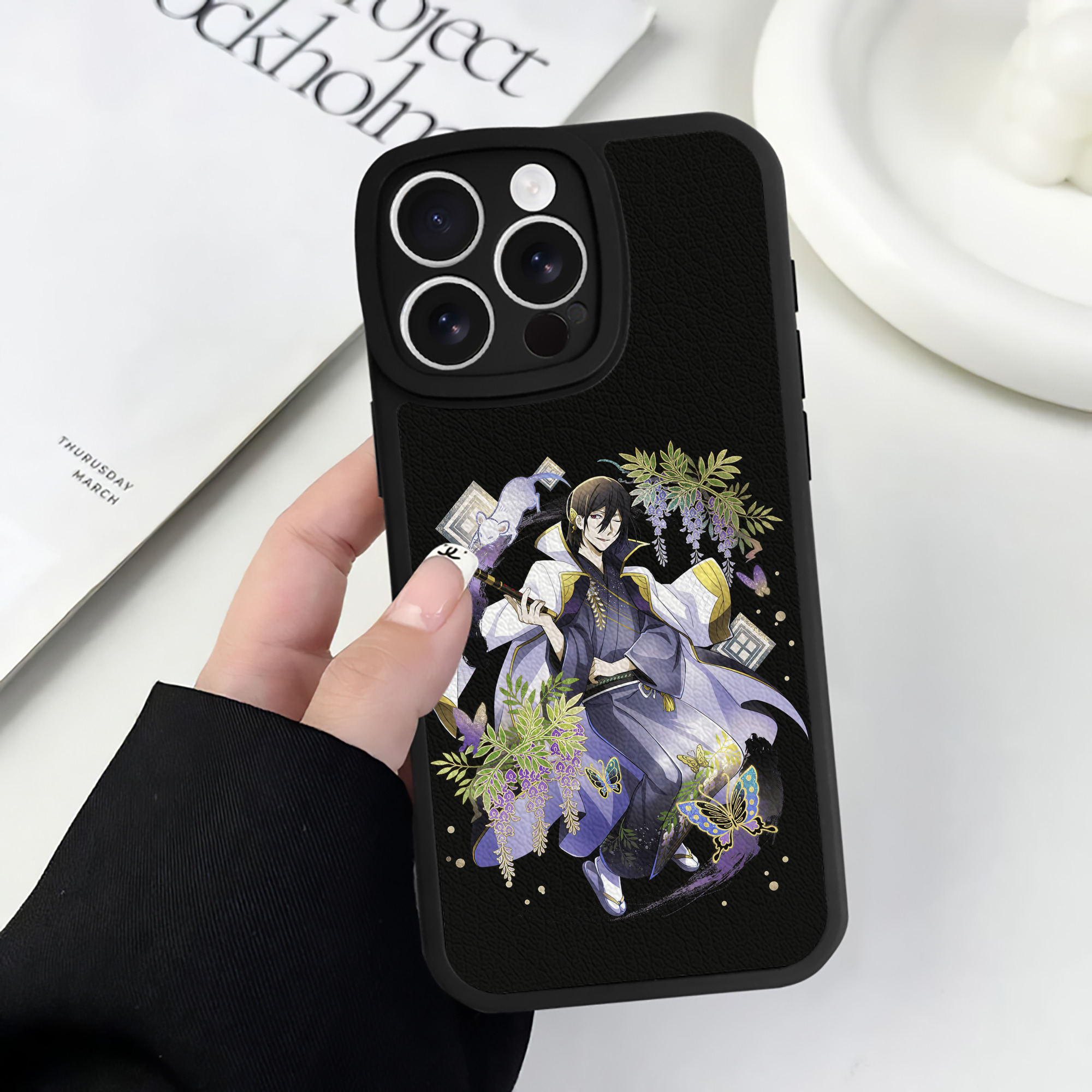 （画像用） 文豪ストレイドッグス Bungo Stray Dogs 【iPhone 16シリーズ対応】シリコンスマホケース（レザー調） 材質：シリコン
